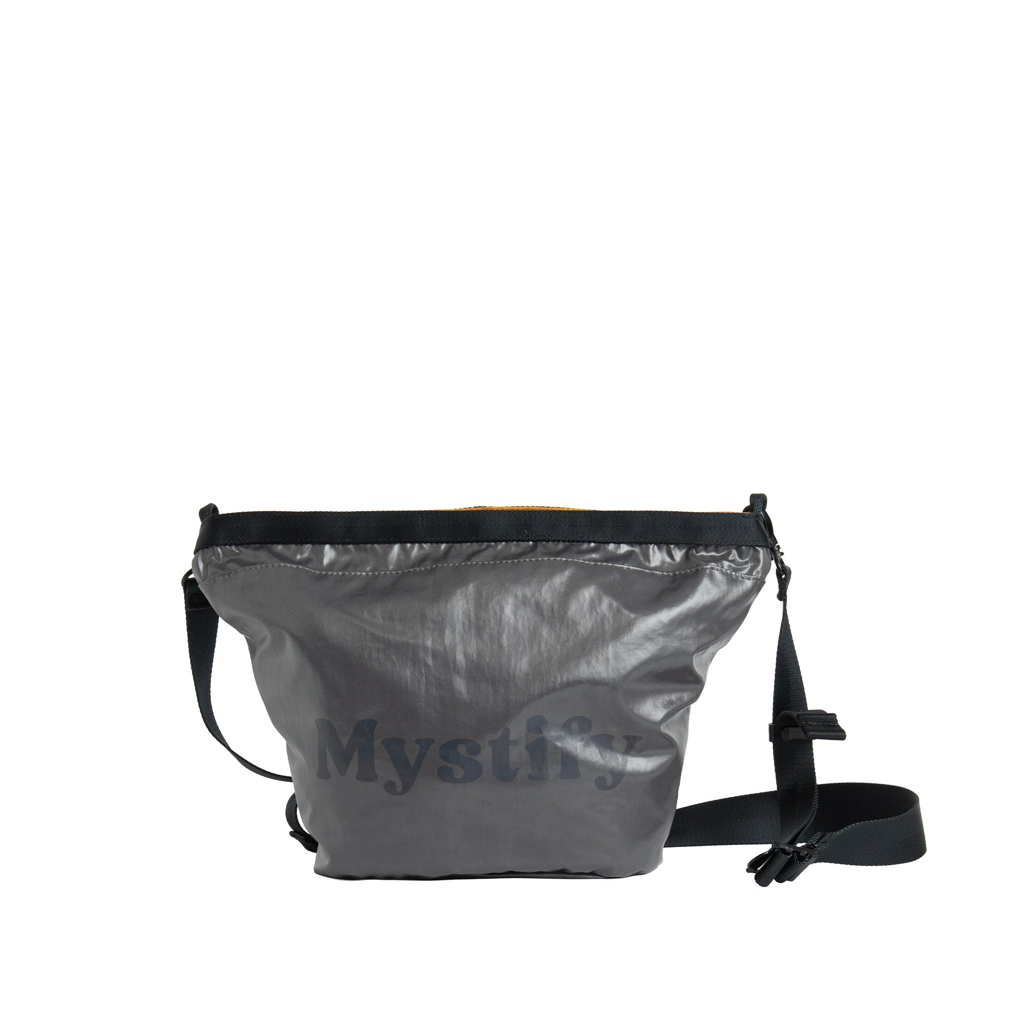 velvet pouch 1