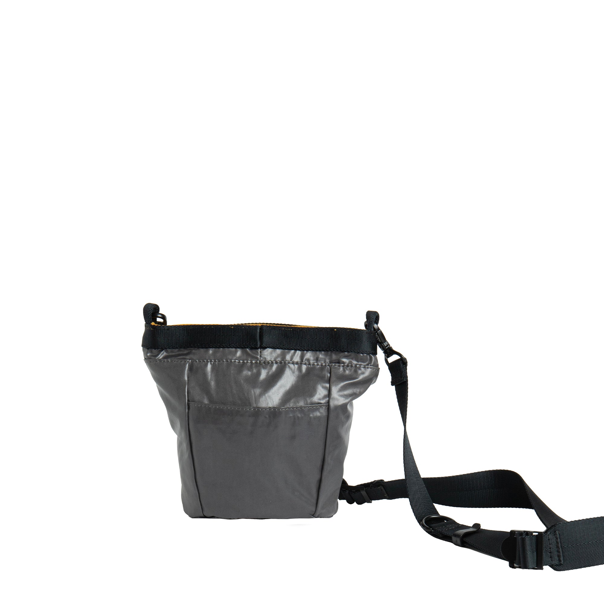 velvet pouch 2